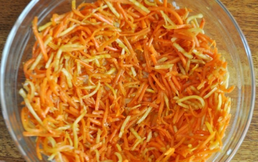 Салат с морковкой по-корейски и курицей